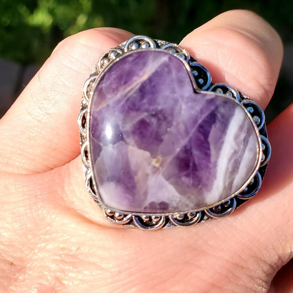 New Unique Heart Shaped Chevron Amethyst 925 Silver Statement Ring. - Picture 8 of 16
